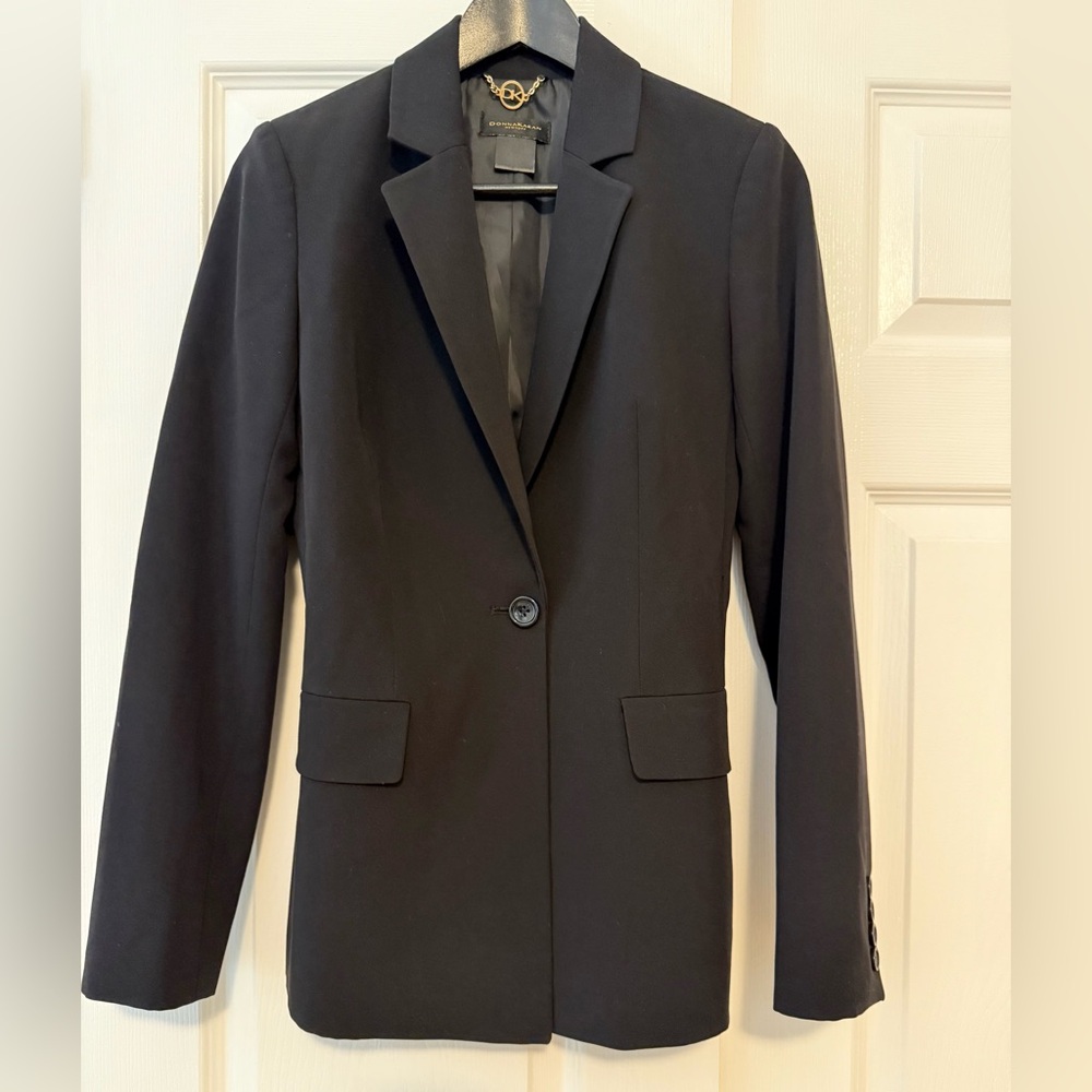 Donna Karan Classic Black Blazer
